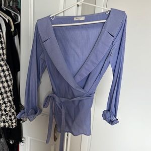 Aritzia blue and white linen blouse size S